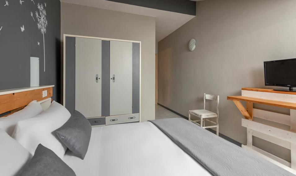 hotelromasalsomaggiore it camere 010